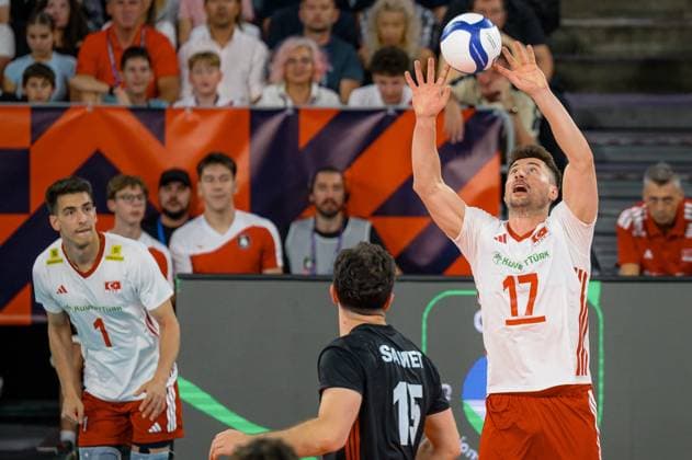 Turkiye v Romania - CEV EuroVolley 2026 Men CLUJ-NAPOCA, ROMANIA - SEPTEMBER 14: Murat Yenipazar of Turkiye in action during the CEV 2026 European Men s Volleyball Championship Group D match between Turkiye and Romania at BT Arena in Cluj-Napoca, Romania, on September 14, 2026. Stringer Anadolu Cluj-Napoca Romania. Editorial use only. Please get in touch for any other usage.  Copyright: x2026xAnadoluxStringerx