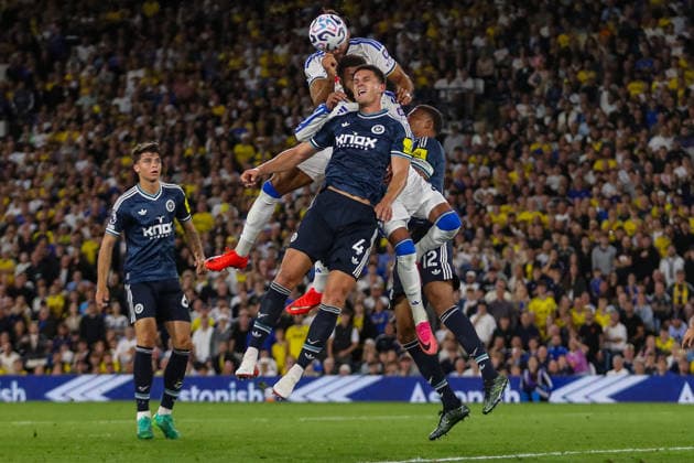 Leeds United v Newcastle United, Premier League Dominic Calvert-Lewin Of Leeds United header deflects off Jayden Bogle Of Leeds United to make it 2-0 during the Leeds United v Newcastle United Premier League match at Elland Road, Leeds, England on 14 September 2026 Credit: Lee Keuneke Every Second Media Editorial use only. All images are copyright Every Second Media Limited. No images may be reproduced without prior permission. All rights reserved. Premier League and Football League images are subject to licensing agreements with Football DataCo Limited. see https: www.football-dataco.com Copyright: xIMAGO EveryxSecondxMediax ESM-2162-0132 LeexKeunekex xEveryxSecondxMediax
