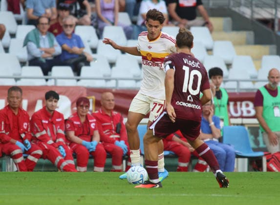 IPA88538738 - Emanuele Lulli of AS Roma during the Italian Serie A 20026 27 season, in a soccer match between Torino FC and AS Roma on September 14, 2026, at the Stadio Olimpico Grande Torino in Turin, Italy. Photo by Nderim KACELI  Copyright: xNderimxKaceli IPAxSportx xx IPA88538738