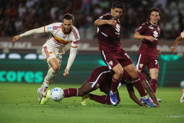 IPA88539578 - Giovanni Simeone of Torino FC during the 2026–27 Italian Serie A season, in a soccer match between Torino FC and AS Roma on September 14, 2026, at the Stadio Olimpico Grande Torino in Turin, Italy. Photo by Nderim KACELI  Copyright: xNderimxKaceli IPAxSportx xx IPA88539578