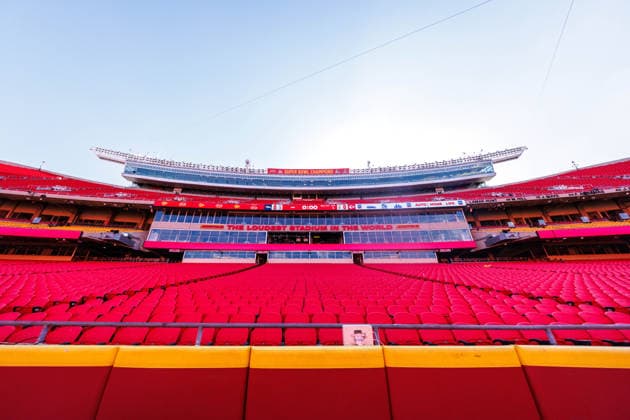 KANSAS CITY, MO - SEPTEMBER 14: General view of the home side stands prior to the game between the Kansas City Chiefs and the Denver Broncos on September 14th, 2026 at Arrowhead Stadium in Kansas City, Missouri. (Photo by William Purnell Icon Sportswire) NFL, American Football Herren, USA SEP 14 Broncos at Chiefs EDITORIAL USE ONLY Icon2026091400027