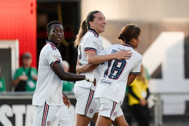 Germany Google Pixel Women s Bundesliga 2026, Matchday 27, Match 4: Bayer 04 Leverkusen vs. FC Bayern Munich, September 14, 2026, Ulrich Haberland Stadium, 1-1 goal by Gilles Vanessa, celebration, joy, emotions, goal celebration, Amani, Bernadette, Tanikawa, Momoko Copyright: xCelinaxLeiersx