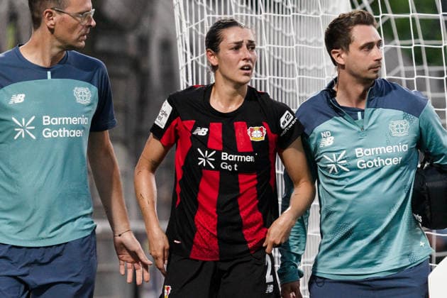 Germany Google Pixel Women s Bundesliga 2026, Matchday 27, Match 4: Bayer 04 Leverkusen vs. FC Bayern Munich, September 14, 2026, Ulrich Haberland Stadium: Selina Ostermeier is injured and is substituted off the field Copyright: xCelinaxLeiersx