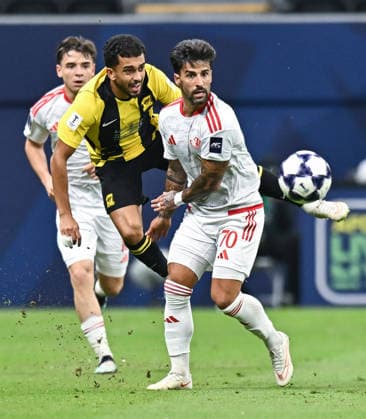 September 14, 2026, Al Khor, Qatar: Tiago Rafael (R) of Al Shamal SC and Ahmed Al Ghamdi (L) of Al Ittihad Club seen in action during the AFC Champions League elite west football match between Qatar s Al Shamal SC and Saudi Arabia s Al Ittihad Club at Al Bayt Stadium. Final score; Al Shamal SC 1 : 1 Al Ittihad Club. Al Khor Qatar - ZUMAs197 20260914_aaa_s197_221 Copyright: xNoushadxVariyattiyakkalx