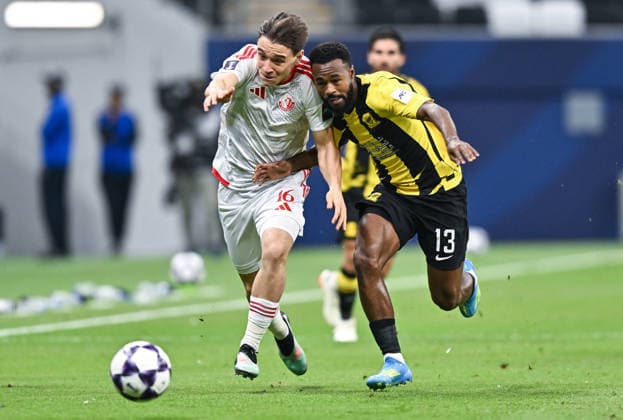 September 14, 2026, Al Khor, Qatar: Federico Alvarez (L) of Al Shamal SC and Muhannad Al Shanqiti (R) of Al Ittihad Club seen in action during the AFC Champions League elite west football match between Qatar s Al Shamal SC and Saudi Arabia s Al Ittihad Club at Al Bayt Stadium. Final score; Al Shamal SC 1 : 1 Al Ittihad Club. Al Khor Qatar - ZUMAs197 20260914_aaa_s197_224 Copyright: xNoushadxVariyattiyakkalx