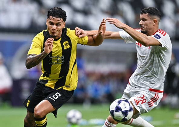 September 14, 2026, Al Khor, Qatar: Nassim Benaissa (R) of Al Shamal SC and Richard Montoya (L) of Al Ittihad Club seen in action during the AFC Champions League elite west football match between Qatar s Al Shamal SC and Saudi Arabia s Al Ittihad Club at Al Bayt Stadium. Final score; Al Shamal SC 1 : 1 Al Ittihad Club. Al Khor Qatar - ZUMAs197 20260914_aaa_s197_240 Copyright: xNoushadxVariyattiyakkalx