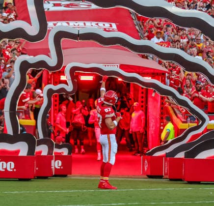 Sep 14, 2026: Kansas City Chiefs tight end Travis Kelce (87) gets introduced before the game against the Denver Broncos in Kansas City, MO, USA; at Arrowhead Stadium. Mandatory Credit: -Cal Media Kansas City USA - ZUMAc04_ 20260914_zma_c04_058 Copyright: xRomanxPunox