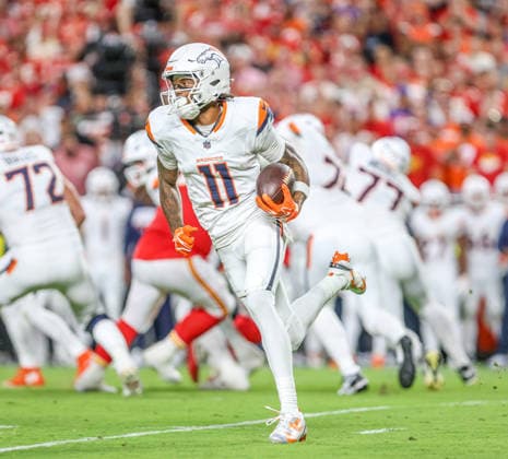 Sep 14, 2026: Denver Broncos wide receiver Troy Franklin (11) runs an end around play against the Kansas City Chiefs in Kansas City, MO, USA; at Arrowhead Stadium. Mandatory Credit: -Cal Media Kansas City USA - ZUMAc04_ 20260914_zma_c04_089 Copyright: xRomanxPunox