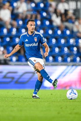 Como™s Maxence Caqueret in action during the Serie A soccer match between Como Calcio and Parma Calcio 1913 at the Giuseppe Sinigaglia stadium in Como, north Italy - September 14, 2026 - Soccer.  Copyright: xTizianoxBallabio LaPressex