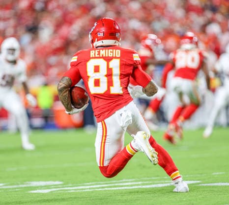 Sep 14, 2026: Kansas City Chiefs wide receiver Nikko Remigio (81) returns a kick off against the Denver Broncos Kansas City, MO, USA; at Arrowhead Stadium. Mandatory Credit: -Cal Media Kansas City USA - ZUMAc04_ 20260914_zma_c04_127 Copyright: xRomanxPunox