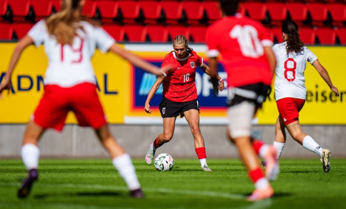 WOMEN SOCCER - U17, U 17 AUT vs POL, test match VIENNA,AUSTRIA,15.SEP.26 - WOMEN SOCCER - OEFB Under-17 international test match, Austria vs Poland. Image shows Charlotte Ertl (AUT).  GEPAxpictures xEdgarxEisner