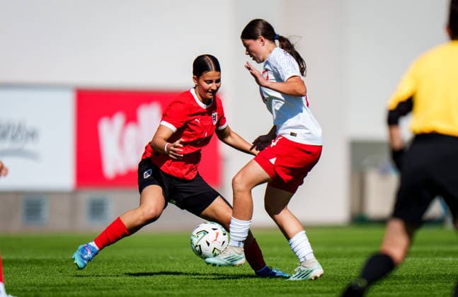 WOMEN SOCCER - U17, U 17 AUT vs POL, test match VIENNA,AUSTRIA,15.SEP.26 - WOMEN SOCCER - OEFB Under-17 international test match, Austria vs Poland. Image shows Emely Daniela Gussnig (AUT) and Mila Herok (POL).  GEPAxpictures xEdgarxEisner