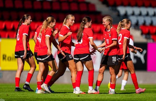 WOMEN SOCCER - U17, U 17 AUT vs POL, test match VIENNA,AUSTRIA,15.SEP.26 - WOMEN SOCCER - OEFB Under-17 international test match, Austria vs Poland. Image shows the rejoicing of AUT.  GEPAxpictures xEdgarxEisner