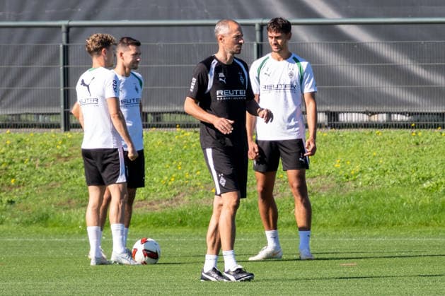 Jan Moritz Lichte, Borussia Mönchengladbach; Interim Coach with Robin Hack, Borussia Mönchengladbach, 25; Kevin Stoeger, Borussia Mönchengladbach, 07, and Fabia Chiarodia, Borussia Mönchengladbach, 02 Open Practice, Borussia Mönchengladbach, soccer, Bundesliga, 2026–2027 season, September 15, 2026, public training session, Borussia Mönchengladbach, soccer, Bundesliga, 2026–2027 season, September 15, 2026, Mönchengladbach Copyright: xEibner-Pressefoto ThomasxHaeslerx EP_THR