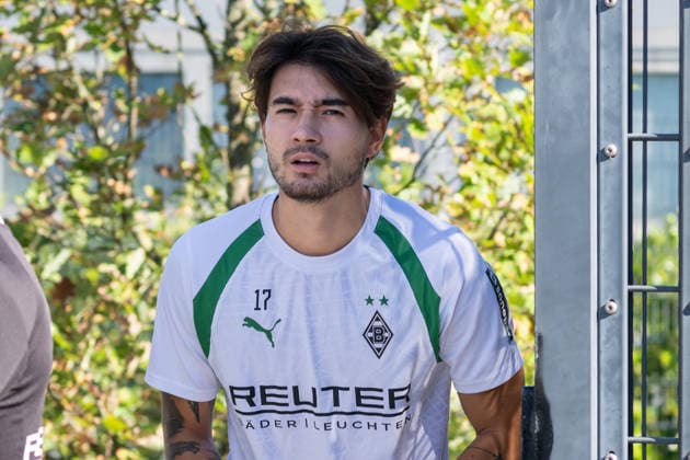 Jens Castrop, Borussia Mönchengladbach, 17, attends individual training session. Public training session: Borussia Mönchengladbach, soccer, Bundesliga, 2026–2027 season, September 15, 2026, public training session for Borussia Mönchengladbach, soccer, Bundesliga, 2026–2027 season, September 15, 2026, Mönchengladbach Copyright: xEibner-Pressefoto ThomasxHaeslerx EP_THR