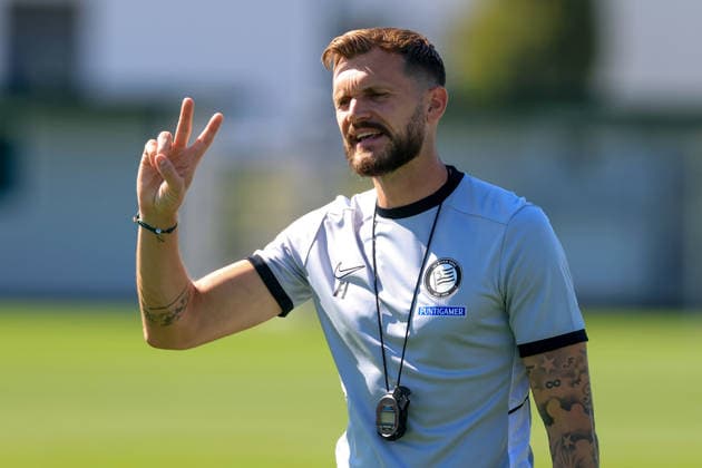 SOCCER - UEFA EL, Sturm vs Rennais GRAZ,AUSTRIA,15.SEP.26 - SOCCER - UEFA Europa League, Sturm Graz vs Stade Rennais FC, preview, training Sturm. Image shows head coach Fabio Ingolitsch (Sturm).  GEPAxpictures xMarioxBuehner-Weinrauch
