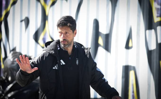 Anderlecht s head coach Vitor Bruno arrives for a training session of Belgian soccer team RSC Anderlecht ahead of the game against French club Olympique Lyonnais, Tuesday 15 September 2026 in Brussels, for the first day (out of 8) of the league phase of the UEFA Europa League phase. VIRGINIExLEFOUR  x186487896x