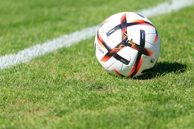 SOCCER - UEFA EL, Sturm vs Rennais GRAZ,AUSTRIA,15.SEP.26 - SOCCER - UEFA Europa League, Sturm Graz vs Stade Rennais FC, preview, training Sturm. Image shows a feature with a ball.  GEPAxpictures xMarioxBuehner-Weinrauch
