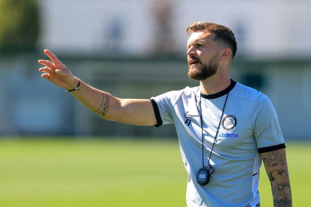 SOCCER - UEFA EL, Sturm vs Rennais GRAZ,AUSTRIA,15.SEP.26 - SOCCER - UEFA Europa League, Sturm Graz vs Stade Rennais FC, preview, training Sturm. Image shows head coach Fabio Ingolitsch (Sturm).  GEPAxpictures xMarioxBuehner-Weinrauch