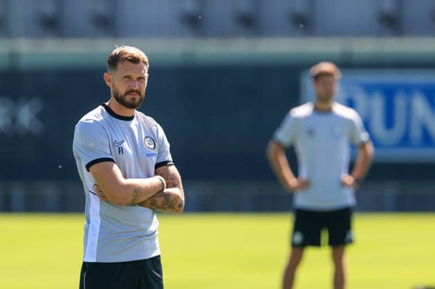 SOCCER - UEFA EL, Sturm vs Rennais GRAZ,AUSTRIA,15.SEP.26 - SOCCER - UEFA Europa League, Sturm Graz vs Stade Rennais FC, preview, training Sturm. Image shows head coach Fabio Ingolitsch (Sturm).  GEPAxpictures xMarioxBuehner-Weinrauch