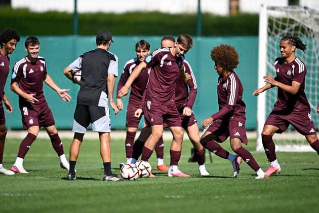 RSC Anderlecht v Olympique Lyon - UEFA Europa League Media Activities 15 09 2026 ANDERLECHT, BELGIUM - SEPTEMBER 15 : Sikan Danylo forward of RSC Anderlecht and the players of RSC Anderlecht pictured during a training session ahead of the UEFA Europa League 2026 27 League Phase MD1 match between RSC Anderlecht and Olympique Lyon on September 15, 2026 in Anderlecht, Belgium, 15 09 2026 Anderlecht Belgium  Copyright: xNicoxVereeckenx