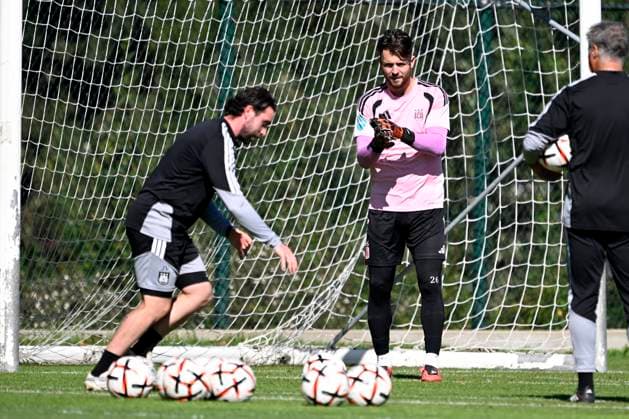 RSC Anderlecht v Olympique Lyon - UEFA Europa League Media Activities 15 09 2026 ANDERLECHT, BELGIUM - SEPTEMBER 15 : Coosemans Colin goalkeeper of RSC Anderlecht pictured during a training session ahead of the UEFA Europa League 2026 27 League Phase MD1 match between RSC Anderlecht and Olympique Lyon on September 15, 2026 in Anderlecht, Belgium, 15 09 2026 Anderlecht Belgium  Copyright: xNicoxVereeckenx