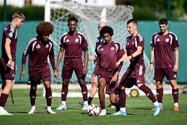 RSC Anderlecht v Olympique Lyon - UEFA Europa League Media Activities 15 09 2026 ANDERLECHT, BELGIUM - SEPTEMBER 15 : Nga Kana Joshua midfielder of RSC Anderlecht , Barry Kais defender of RSC Anderlecht and Ojea Noa forward of RSC Anderlecht pictured during a training session ahead of the UEFA Europa League 2026 27 League Phase MD1 match between RSC Anderlecht and Olympique Lyon on September 15, 2026 in Anderlecht, Belgium, 15 09 2026 Anderlecht Belgium  Copyright: xNicoxVereeckenx