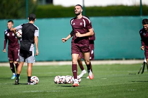 RSC Anderlecht v Olympique Lyon - UEFA Europa League Media Activities 15 09 2026 ANDERLECHT, BELGIUM - SEPTEMBER 15 : Petrot Leo defender of RSC Anderlecht pictured during a training session ahead of the UEFA Europa League 2026 27 League Phase MD1 match between RSC Anderlecht and Olympique Lyon on September 15, 2026 in Anderlecht, Belgium, 15 09 2026 Anderlecht Belgium  Copyright: xNicoxVereeckenx