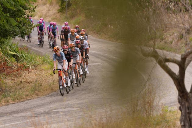 The pack rides cycles during during the Giro d™Abruzzo, stage 1 from Cupello to Casalincontrada (155 km) - Abruzzo, Italy - Tuesday, September 15, 2026. - cycling.  Copyright: xFabioxFerrari LaPressex