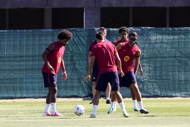 September 15, 2026, Sant Joan Despi, Barcelona, Spain: Eric Garcia, Lamine Yamal and Karim Adeyemi during the training day of FC Barcelona, Barca ahead the Spanish League, Laliga EA Sports, football match against Real Racing Club at Ciudad Esportiva Joan Gamper on September 15, 2026 in Sant Joan Despi, Barcelona, Spain. Sant Joan Despi Spain - ZUMAa181 20260915_zaa_a181_023 Copyright: xJavierxBorregox
