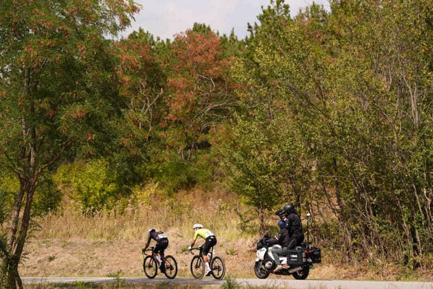 The pack rides cycles during during the Giro d™Abruzzo, stage 1 from Cupello to Casalincontrada (155 km) - Abruzzo, Italy - Tuesday, September 15, 2026. - cycling.  Copyright: xFabioxFerrari LaPressex