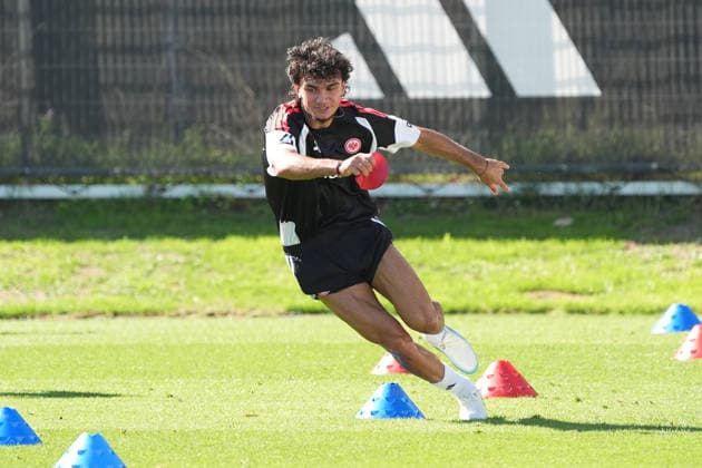Can Uzun, Eintracht Frankfurt, at the relay race on September 15, 2026; Bundesliga, 2026–27 season; Eintracht Frankfurt training