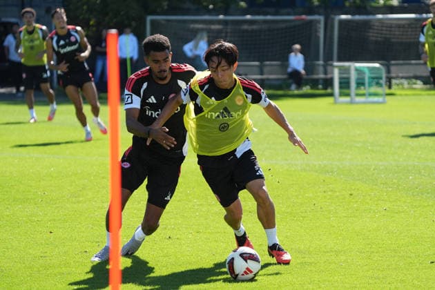 Head-to-head: Ansgar Knauff (Eintracht Frankfurt) vs. Keita Kosugi (Eintracht Frankfurt) on September 15, 2026, Bundesliga, Season 26-27, Eintracht Frankfurt Training
