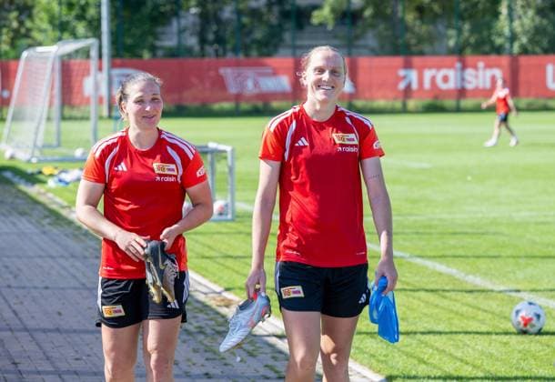 Soccer, Women, 2026–2027 Season, Google Pixel Women s Bundesliga, 1. FC Union Berlin, Practice, from left: Dina Orschmann (Women s 1. FC Union), Lina Hausicke (Women s 1. FC Union), September 15, 2026, Copyright: xMatthiasxKochx