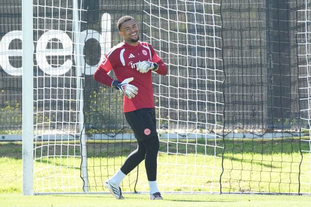 Goalkeeper Noah Atubolu of Eintracht Frankfurt in good spirits, September 15, 2026; Bundesliga, 2026–27 season; Eintracht Frankfurt training