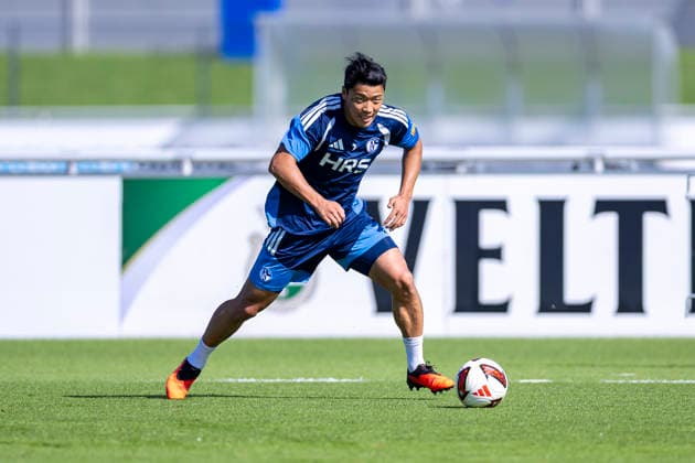 September 15, 2026, Soccer, FC Schalke 04 practice Hee-chan Hwang FC Schalke 04 Gelsenkirchen FC Schalke 04 training facility NRW Germany xRHR PHOTO YYx Copyright: RHR-FOTOx RHR-FOTO YY