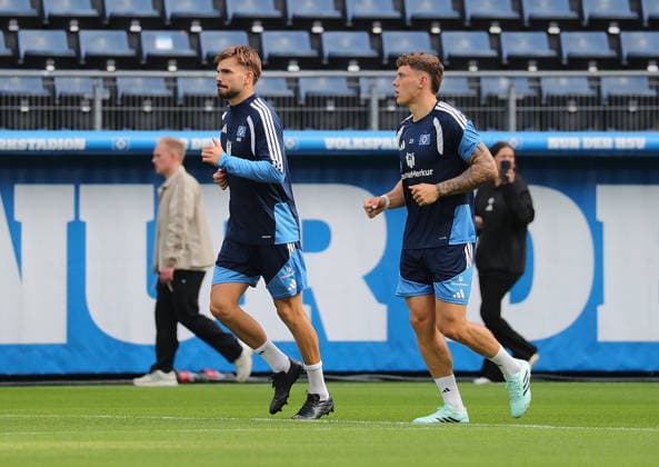 1 Training Session After a 4-Year Suspension, 44 HSV Mario Vuskovic Soccer, Men s, 2026–2027 season, 1. Bundesliga, Volksparkstadion, Hamburger SV, Public Training Session. DFL regulations prohibit any use of photographs as image sequences and or quasi-video.