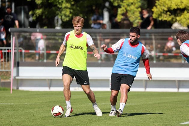 September 15, 2026 VfB Stuttgart Practice Germany, Stuttgart, September 15, 2026, Soccer, Bundesliga, 2026–2027 Season, VfB Stuttgart Practice (from left): Finn Jeltsch, Deniz Undav