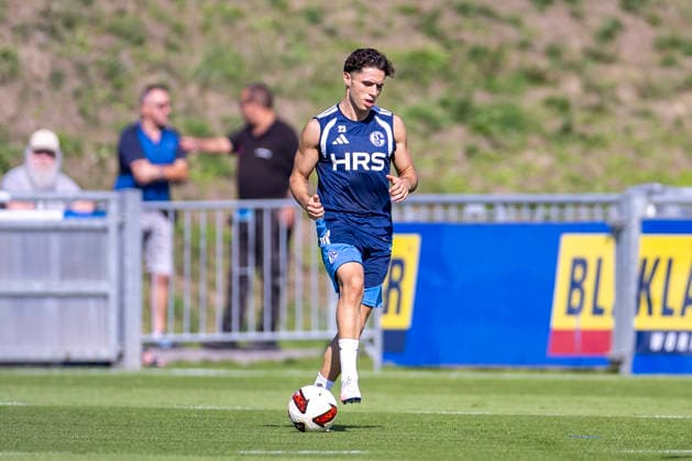September 15, 2026, Soccer, FC Schalke 04 practice Soufiane El Faouzi FC Schalke 04 Gelsenkirchen FC Schalke 04 training facility NRW Germany xRHR PHOTO YYx Copyright: RHR-FOTOx RHR-FOTO YY