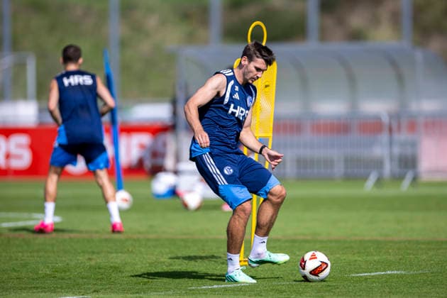 September 15, 2026, Soccer, FC Schalke 04 practice Maximilian Wöber FC Schalke 04 Gelsenkirchen FC Schalke 04 training facility NRW Germany xRHR PHOTO YYx Copyright: RHR-FOTOx RHR-FOTO YY