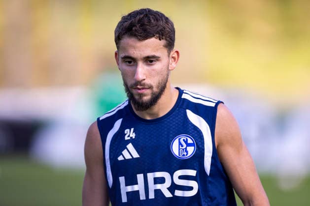 September 15, 2026, Soccer, FC Schalke 04 practice, Adil Aouchiche, FC Schalke 04, Gelsenkirchen, FC Schalke 04 training facility, North Rhine-Westphalia, Germany, xRHR, PHOTO YYx Copyright: RHR-FOTOx RHR-FOTO YY