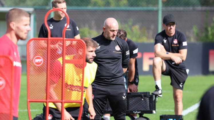 September 15, 2026, xrekx, Soccer, 2. Bundesliga, 1. FC Kaiserslautern Training, from left: Torsten Lieberknecht, Coach of 1. FC Kaiserslautern, Kaiserslautern