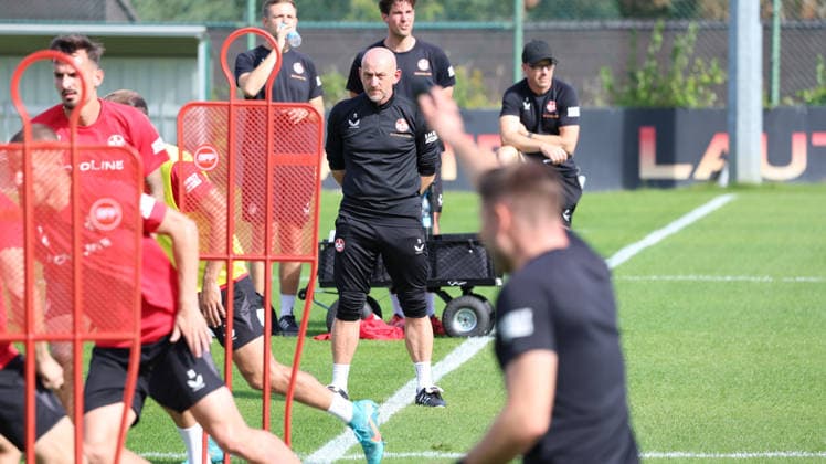 September 15, 2026, xrekx, Soccer, 2. Bundesliga, 1. FC Kaiserslautern Training, from left: Torsten Lieberknecht, Coach of 1. FC Kaiserslautern, Kaiserslautern