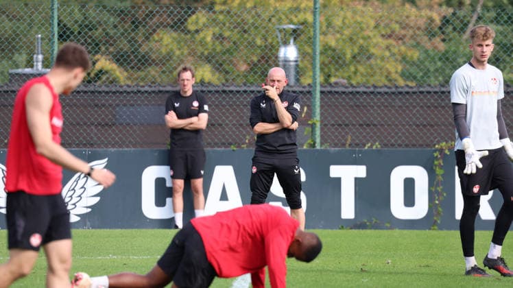 September 15, 2026, xrekx, Soccer, 2. Bundesliga, 1. FC Kaiserslautern Training, from left: Torsten Lieberknecht, Coach of 1. FC Kaiserslautern, Kaiserslautern