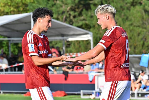 September 15, 2025 Soccer Season 2025–2026 Bavarian Regional League Matchday 9 FC Nuremberg II FCN Club TSV Schwaben Augsburg MeZi xmexzix Goal celebration Cheering Joy after a goal Goal Shot on goal for the 1–0 by Levin Chiumento 9, 1. FC Nürnberg FCN II, on the right with Nizar Üstel Uestel 21, 1. FC Nürnberg FCN II