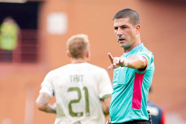 the referee during the Italian Cup soccer match between Genoa and Sudtirol at the Luigi Ferraris Stadium in Genoa, Italy - Tuesday, September 15, 2026. - Soccer .  Copyright: xTanoxPecoraro LaPressex