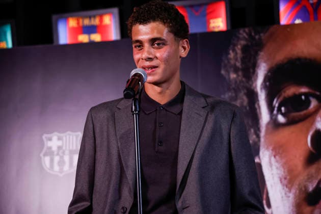 September 15, 2026, Barcelona, Barcelona, SPAIN: Hamza Abdelkarim attends his press conference, PK, Pressekonferenz during his renovation as player of FC Barcelona, Barca at Museum of FC Barcelona on September 15, 2026 in Barcelona, Spain. Barcelona SPAIN - ZUMAa181 20260915_zaa_a181_062 Copyright: xJavierxBorregox
