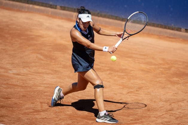 BBVA Open Internacional of Valencia Round of 32 Lucia Cortez Llorca from Spain against Alicia Herrero Linana from Spain in action during the BBVA Open Internacional of Valencia Round of 32 at Sporting Tennis Valencia, (Valencia ) on September 15, 2026. Copyright: xVicentexVidalxFernandezx