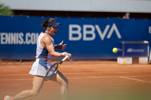 BBVA Open Internacional of Valencia Round of 32 Alicia Herrero Linana from Spain against Lucia Cortez Llorca from Spain in action during the BBVA Open Internacional of Valencia Round of 32 at Sporting Tennis Valencia, (Valencia ) on September 15, 2026. Copyright: xVicentexVidalxFernandezx