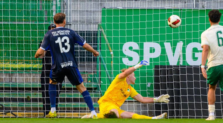 September 15, 2025 Soccer Season 2025–2026 Bavarian Regional League Matchday 09 SpVgg Greuther Fürth II U23 Kleeblatt TSV 1860 Munich Löwen xwoxzix Michael Eberwein 13, TSV 1860 Munich scores a goal on a shot to make it 0–1 against Silas Joel Prüfrock 1, SpVgg Greuther Fürth II